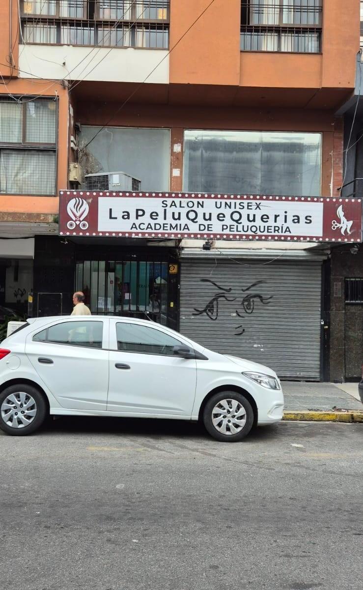 QUILMES CENTRO HERMOSO LOCAL A 50M DE LA PEATONAL RIVADAVIA.