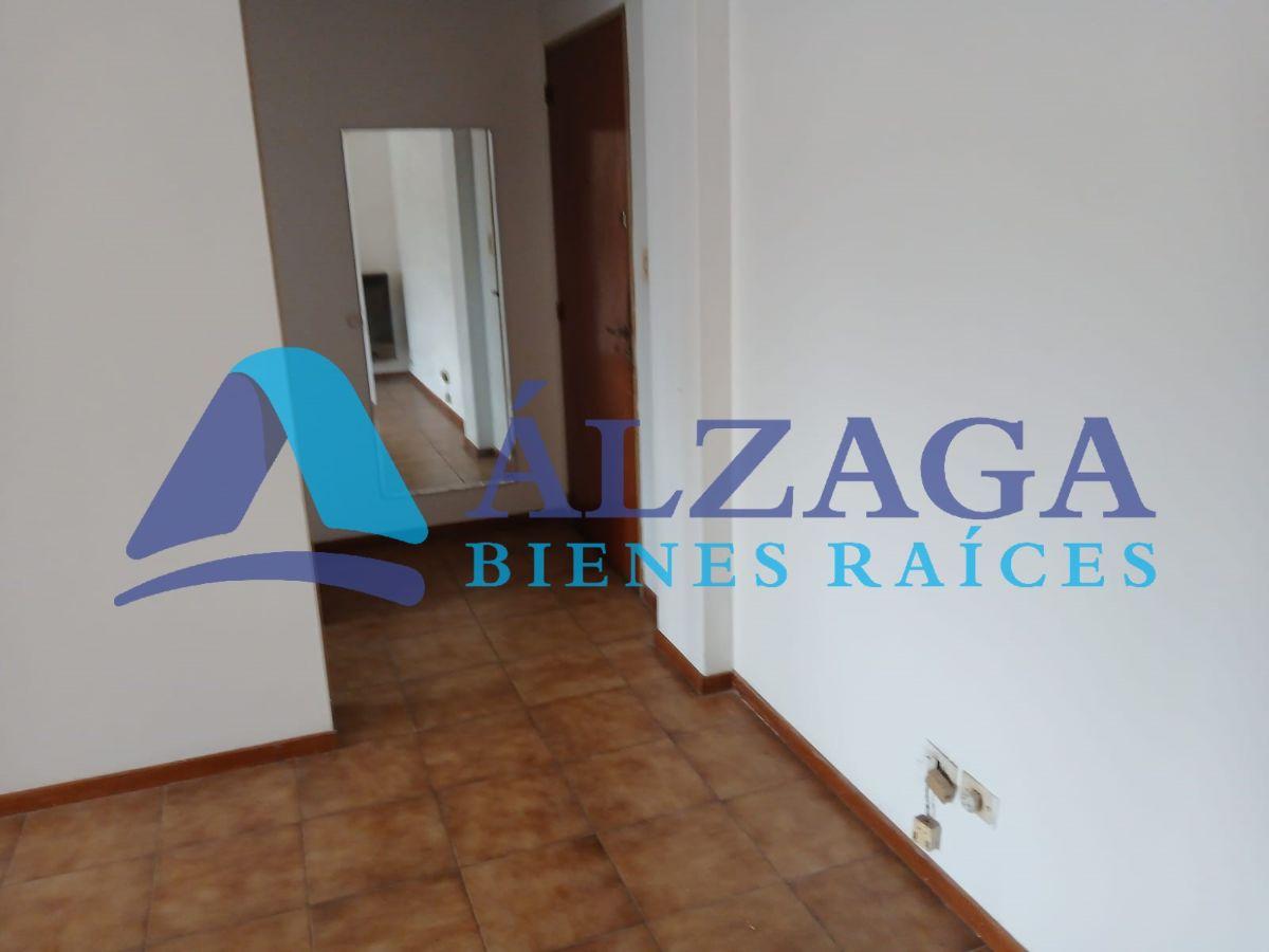 Foto de Departamento de 55 m² con 1 Dormitorio en Alquiler en Centro, imagen 1