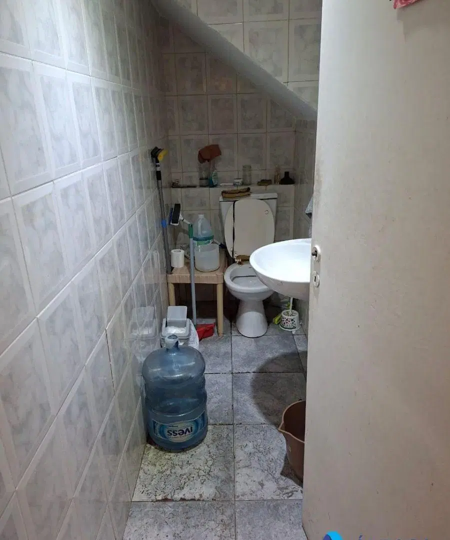 Local comercial en alquiler sobre la peatonal Rivadavia Quilmes 5