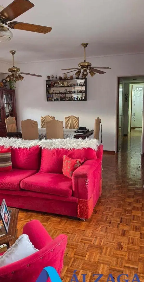 Departamento de 78 m² con 2 dormitorios en venta en Quilmes 3
