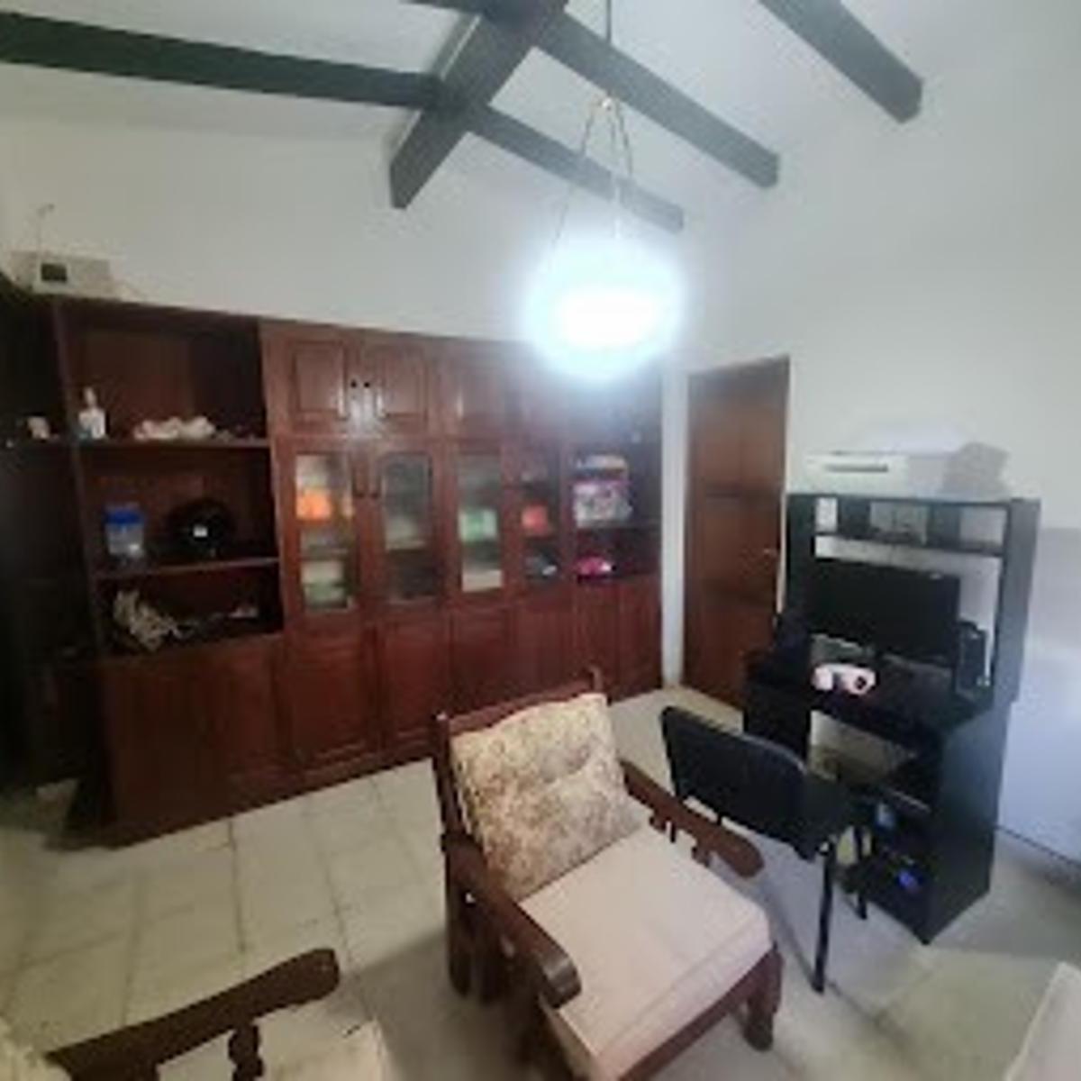 Venta Casa 3 Dorm. 2 Patios Asador Cochera + Depto Independiente en La Cum 1