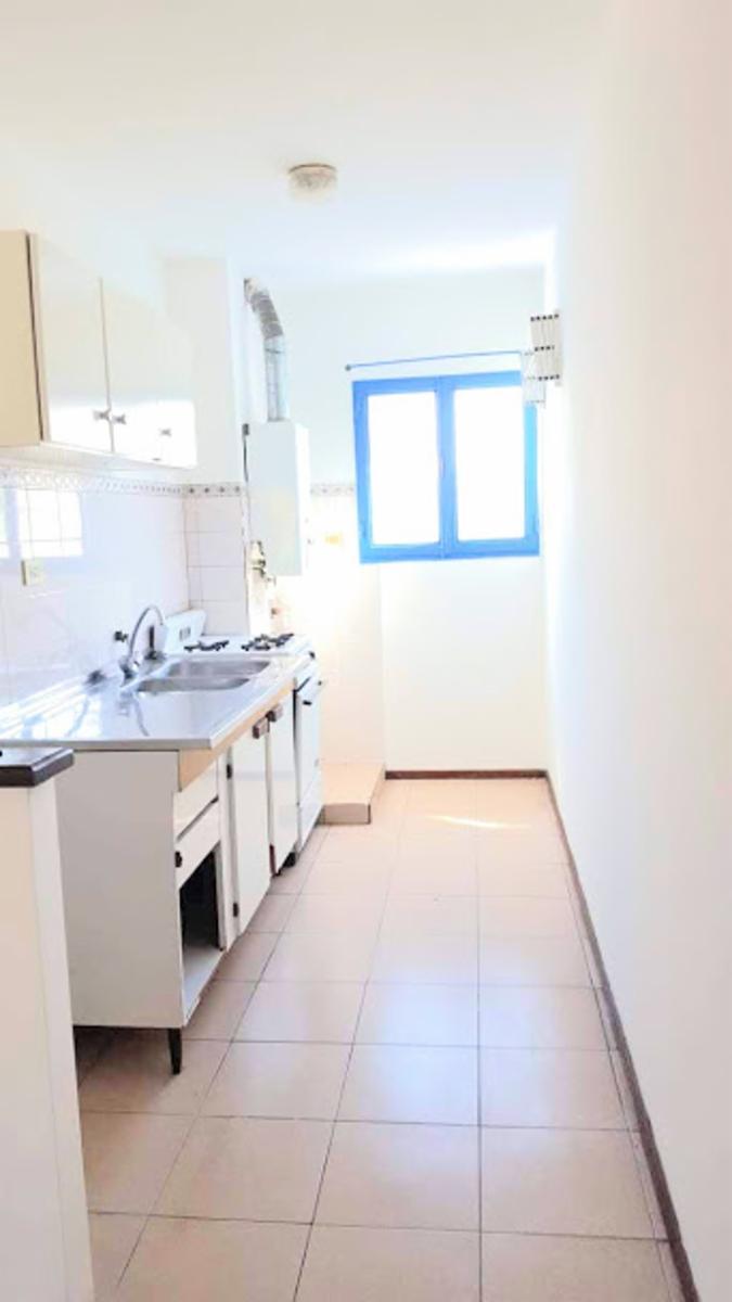 Foto de Retasado Departamento 1 dormitorio c/Renta en Alto Alberdi U$S42.000., imagen 3