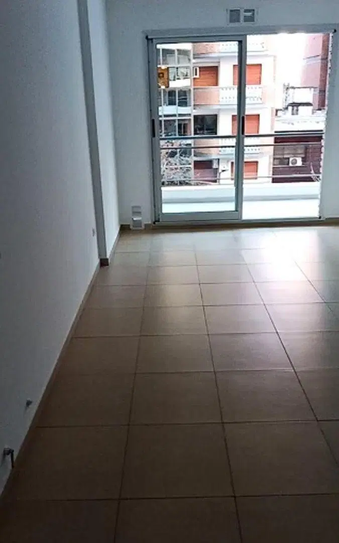 Alquiler Departamento 1 dormitorio balcón en Nueva Córdoba. 2