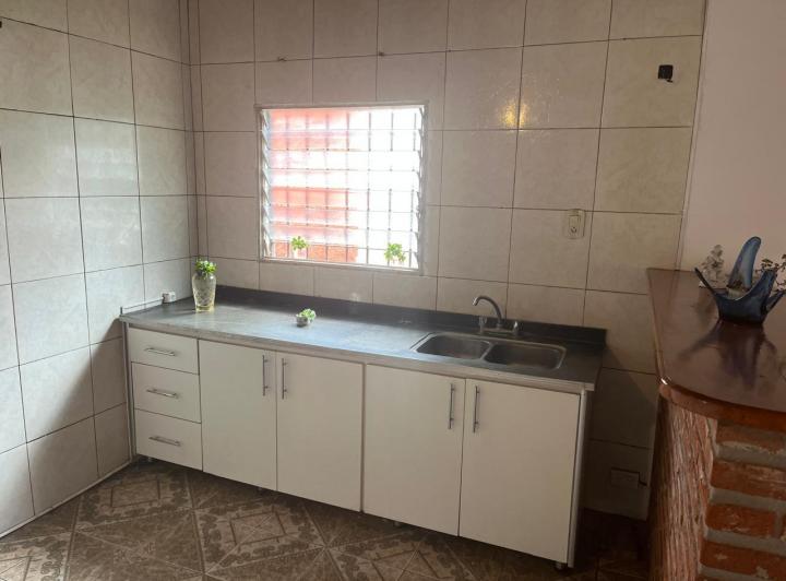 Alquiler de Chalet al frente calle 102 al 138  2