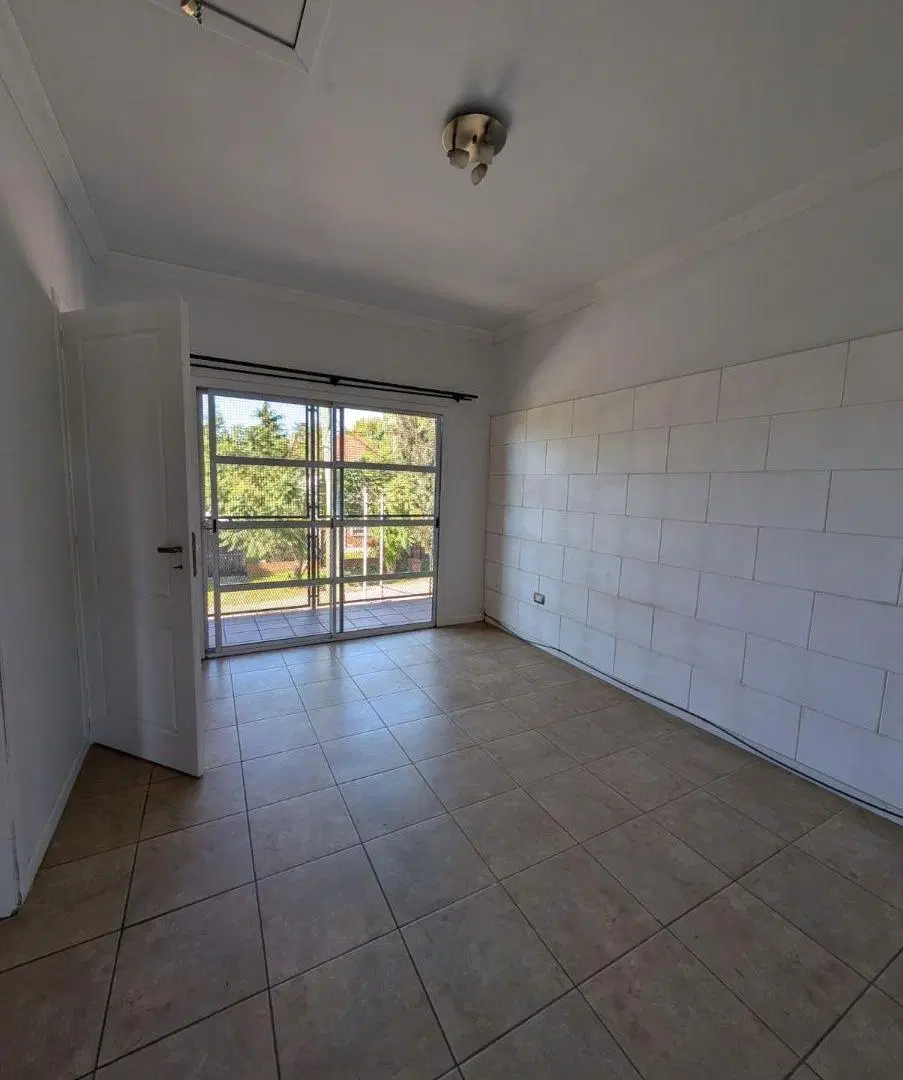 Alquiler en Quilmes Oeste, Vivienda 3 ambientes en 1° PISO 5