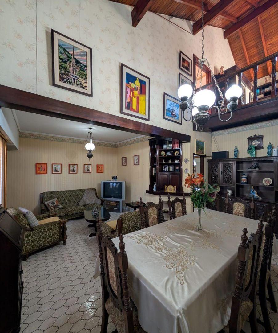 Foto de Chalet En barrio Los Cedros C.Vigil 3577 (338) APTO CREDITO BANCARIO, imagen 2