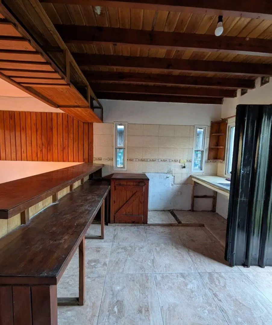 Florencio Varela Bosques Norte Becquer n° 669 vivienda de 3 dormitorios 3
