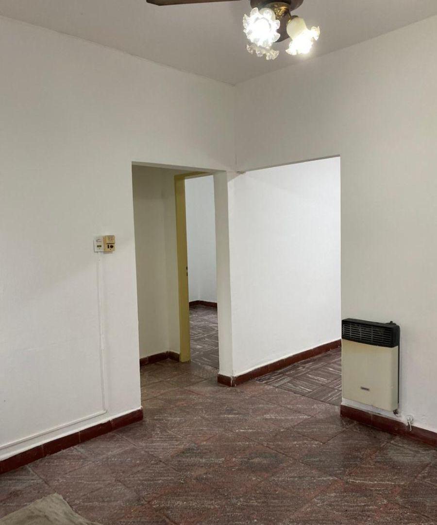 Foto de Alquiler de casa al Frente en Quilmes B. La Florida Calle 846 1213, imagen 2