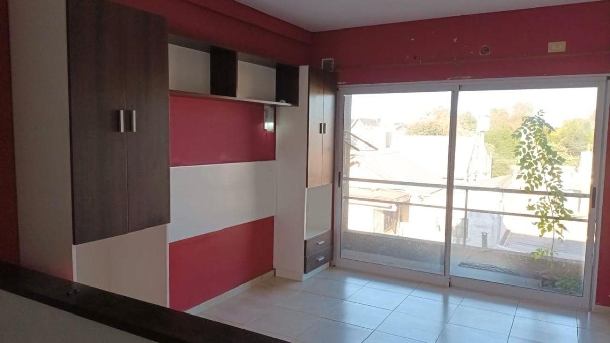 Foto de Alquiler Depto Monoambiente con cochera a 4 cuadras de Av Calchaqui, imagen 5