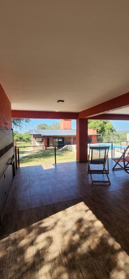 Venta Dos Casas Piscina Amplio Parque Impomente Vista a Sierras 4