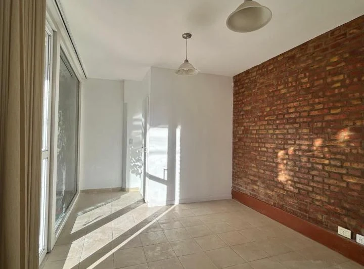 Alquiler Local en Zona Centro-Este 1