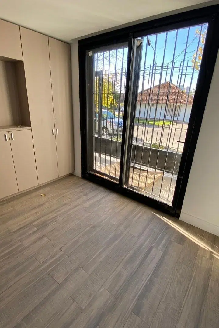 Departamento de 45 m² con 1 dormitorio en venta en Parque Luro 4