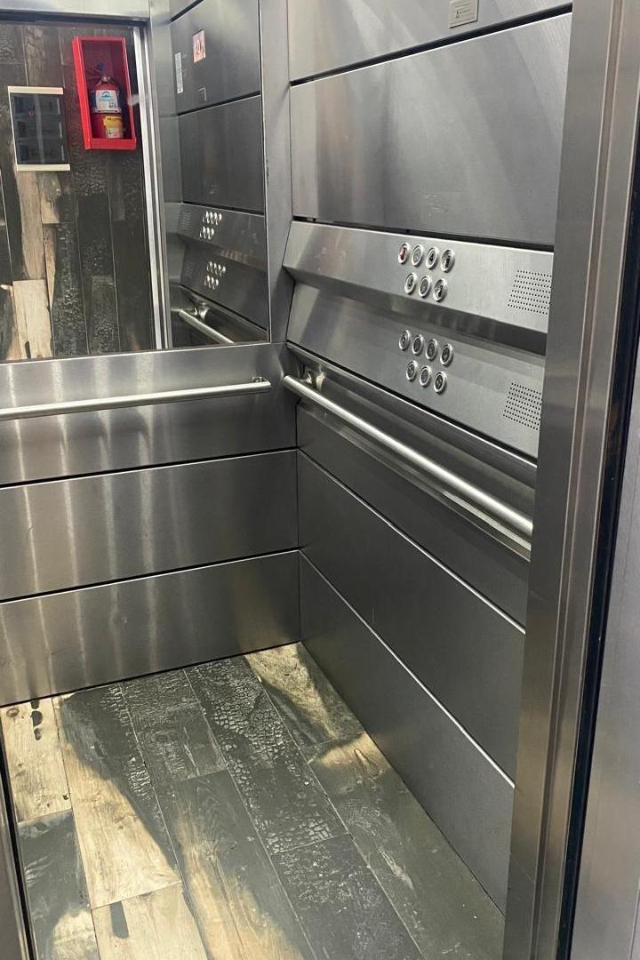 Foto de Oficina comercial de 55 m² en alquiler en Constitución, imagen 2