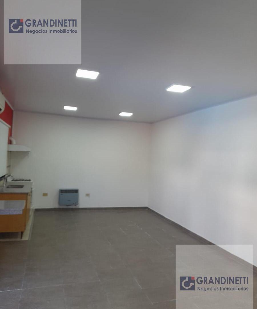 Foto de Casa con piscina en Fisherton, imagen 4