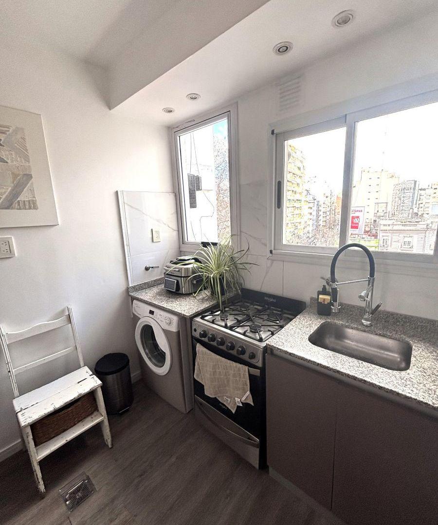 Foto de VENTA IMPECABLE 2 AMBIENTES REFACCIONADO MUY LUMINOSO, imagen 4