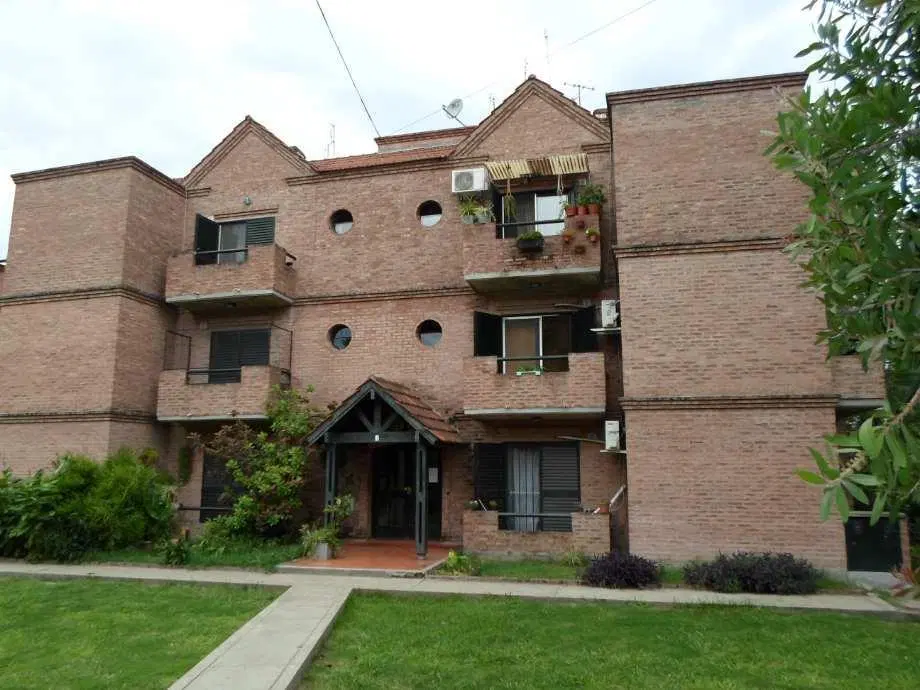 Departamento en Burzaco 3