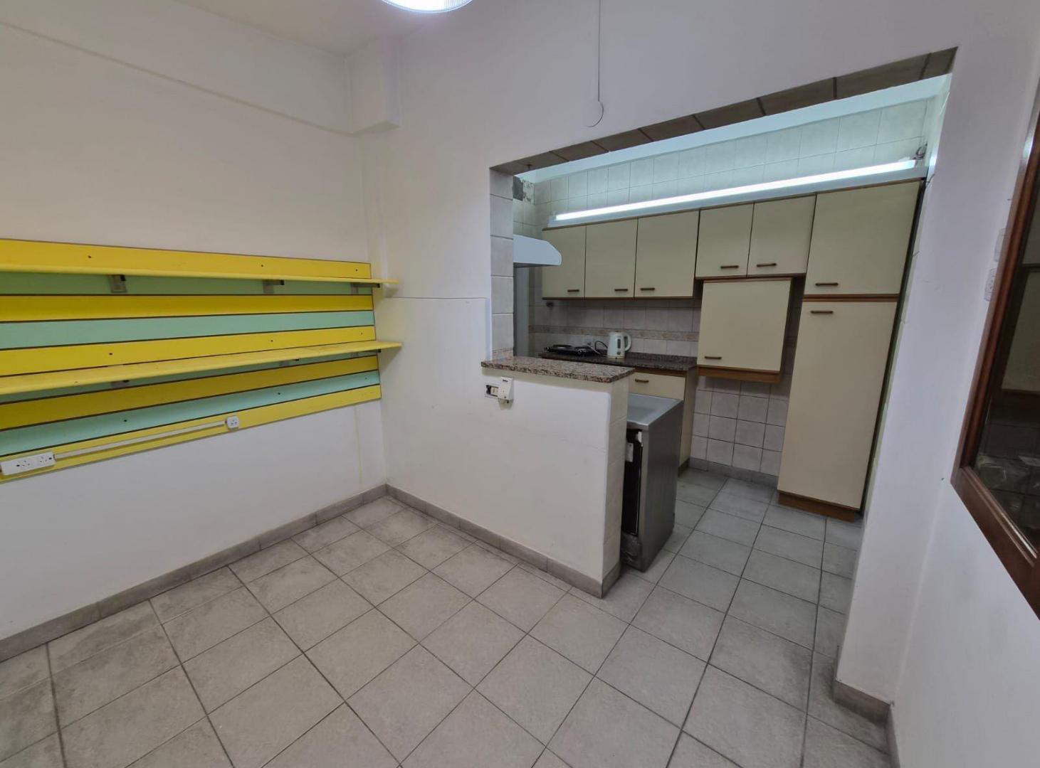 Foto de Local y departamento en venta sobre Avenida Espora en Burzaco!!, imagen 4