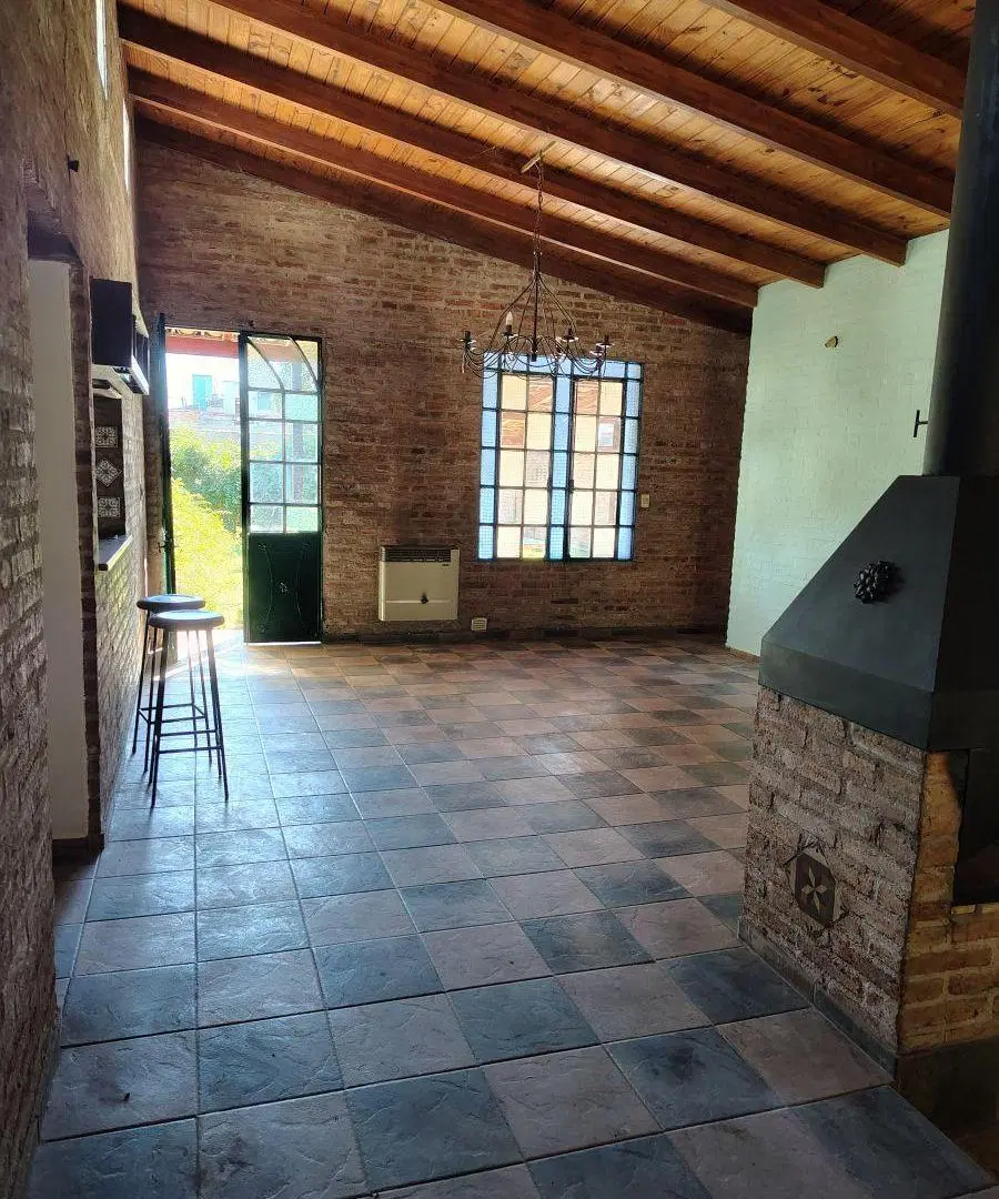 Casa en alquiler Villa Belgrano 2