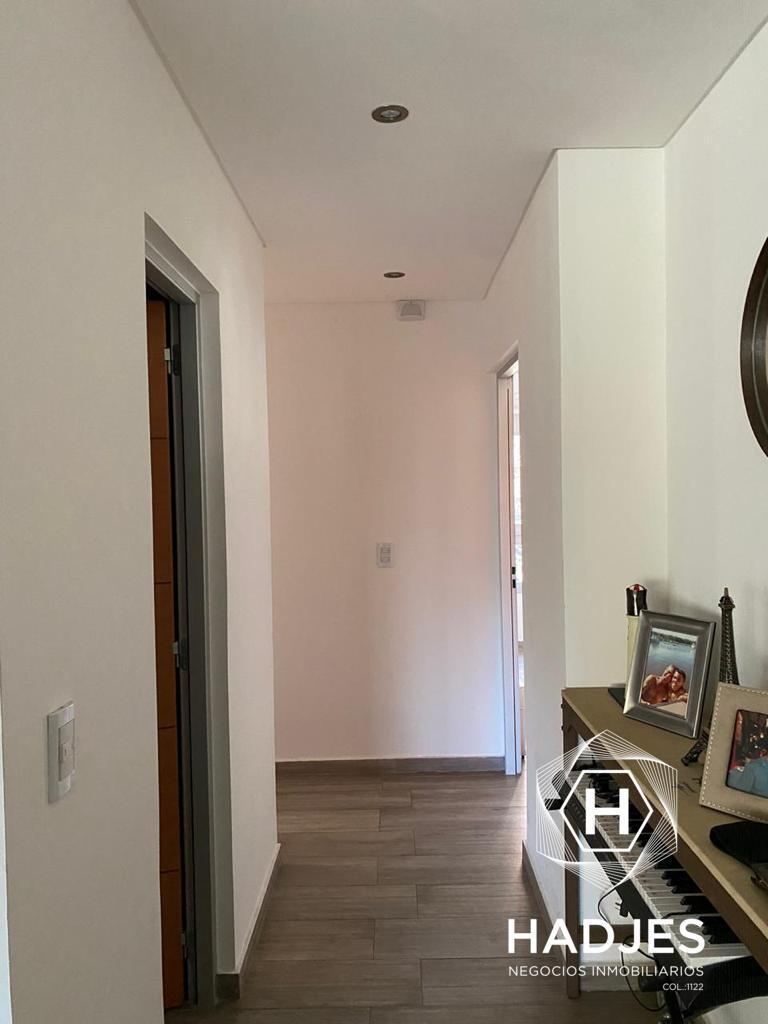 Foto de VENTA EXCELENTE 4 AMBIENTES ZONA PLAZA CONESA, imagen 2