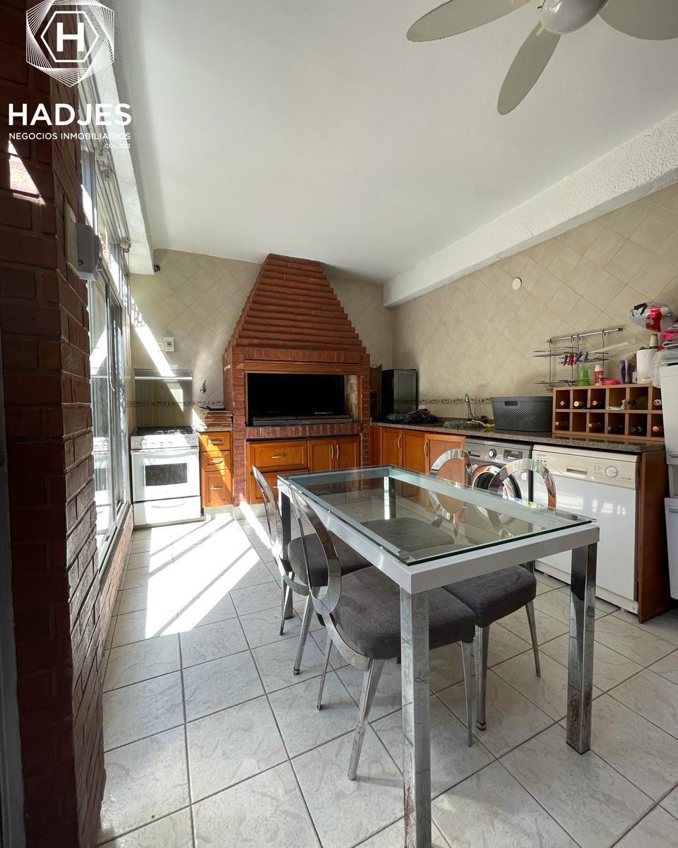 Venta Casa 4 Ambientes Quilmes 3