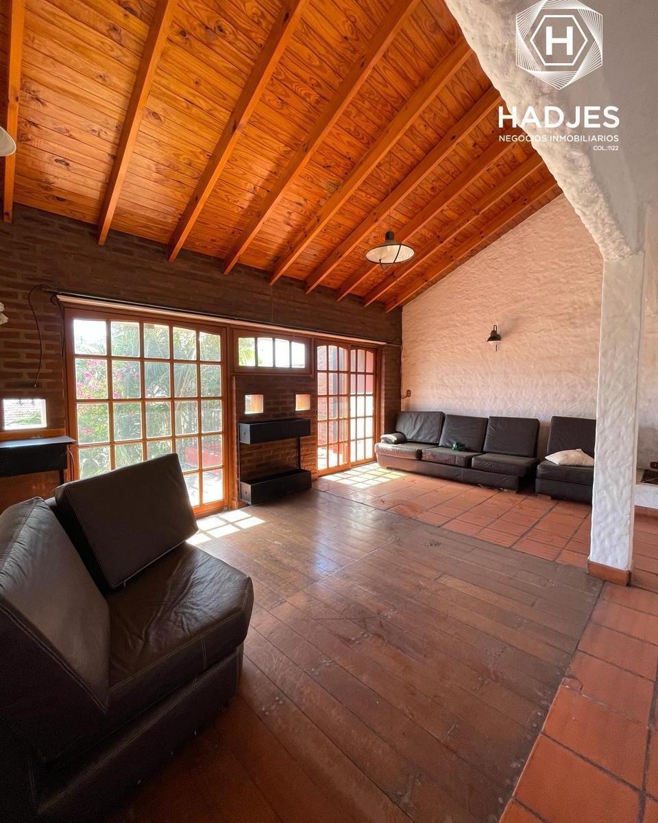 Casa en Venta Quilmes 5 Ambientes 3