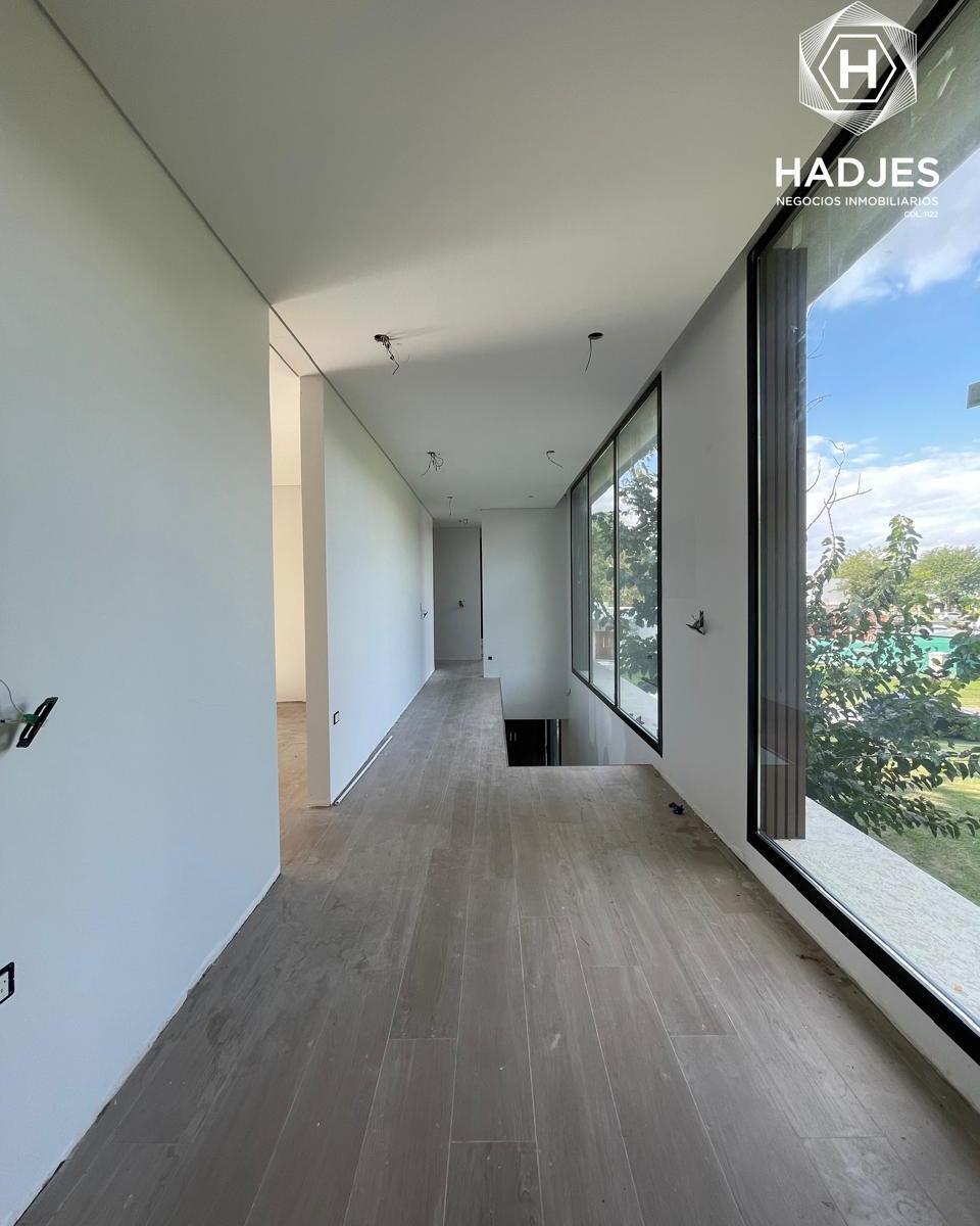 Venta Casa de 4 Ambientes Barrio Greenville 4