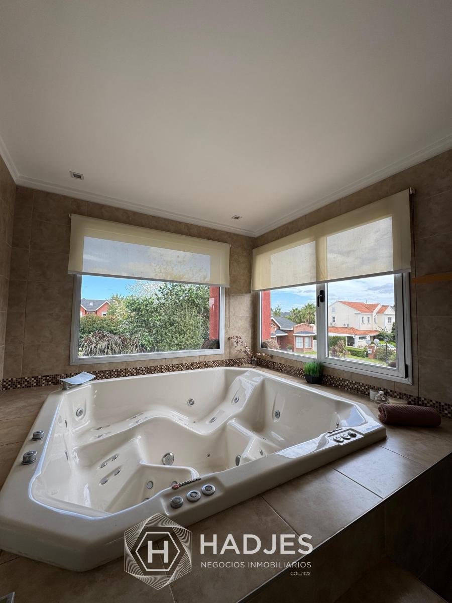 Venta Casa en Country Los Ombues Hudson 1