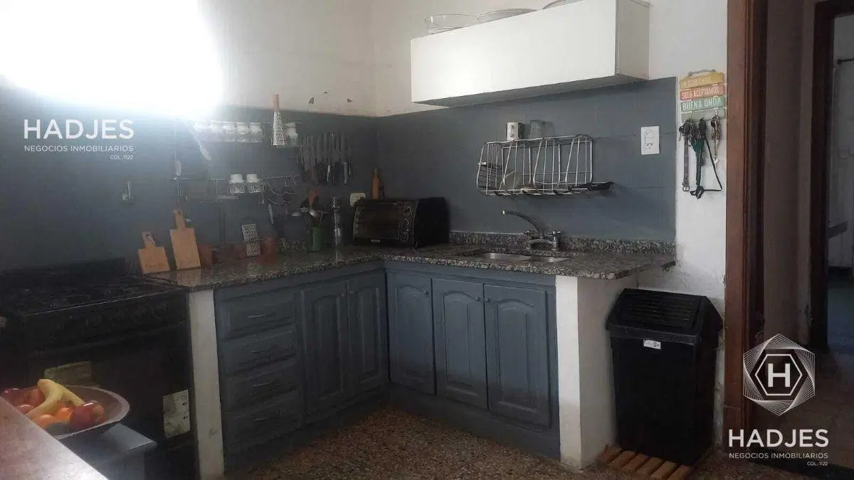 CASA de 4 ambientes, excelente para vivienda o inversion en zona de crecimiento 3