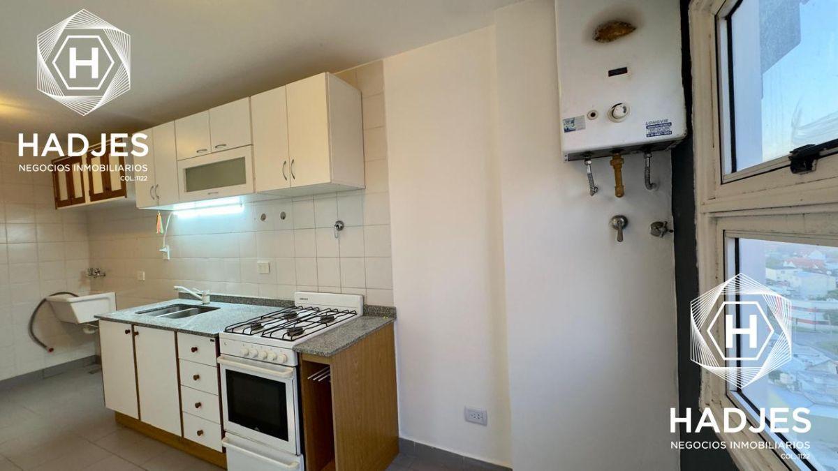 Foto de VENTA DEPARTAMENTO 2 AMBIENTES BERNAL, imagen 2