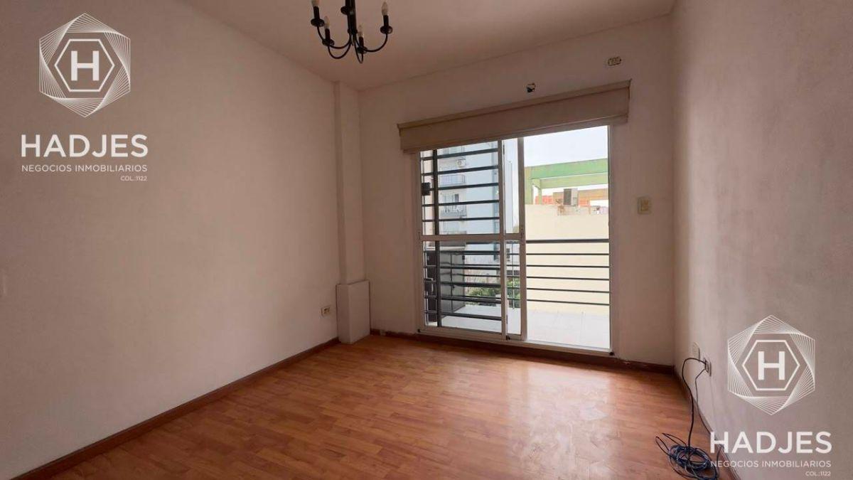 Foto de DEPARTAMENTO a la venta semipiso, tres ambientes, con dos balcones en, imagen 5