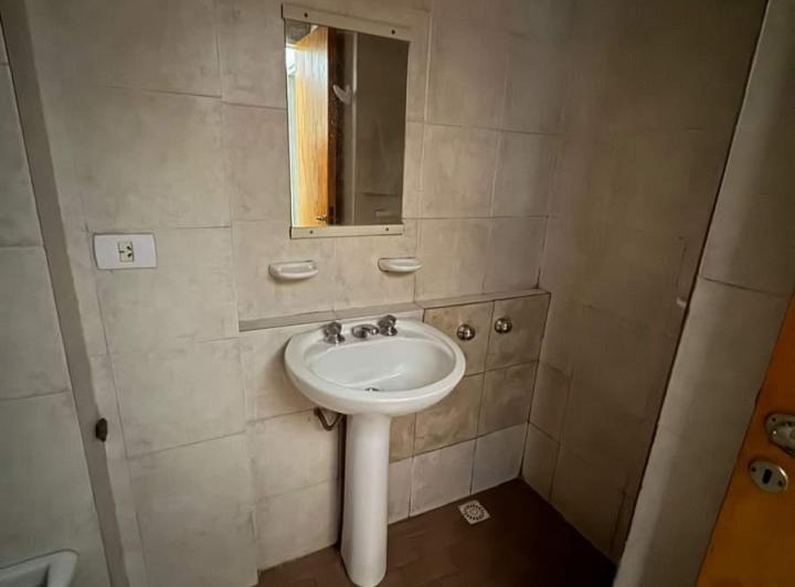 MONOAMBIENTE EN BARRIO ALBERDI EXP BAJAS 4