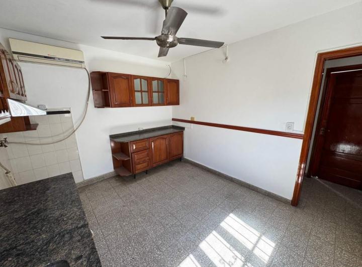 CASA DE 3 DORMITORIOS EN ALQUILER BARRIO AMPLIACION PUEYRREDON 5