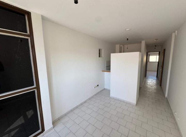 DEPTO EN ALQUILER BARRIO ALBERDI DE 1 DORMITORIO 1