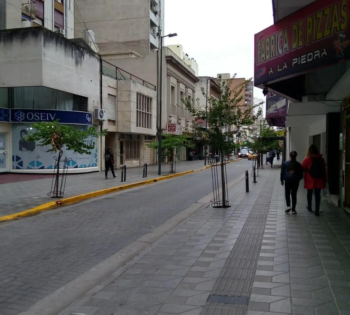 ALQUILER DE OFICINA EN PLENO CENTRO CORDOBA 4
