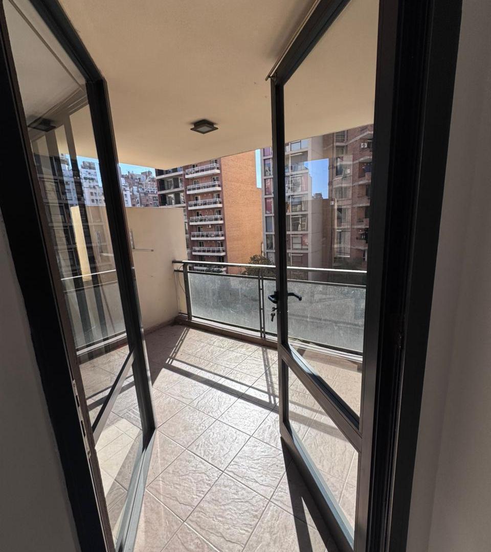 Foto de DEPARTAMENTO EN ALQUILER CON PILETA EN BARRIO NUEVA CÓRDOBA, imagen 3