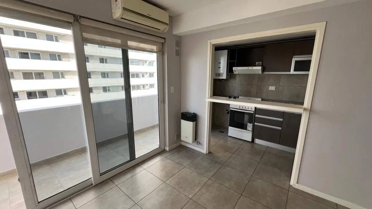 DEPARTAMENTO DE 1 DORMITORIO EN GENERAL PAZ CON BALCÓN 1