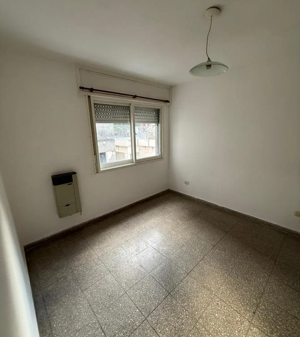 DEPARTAMENTO DE 1 DORMITORIO EN BARRIO ALBERDI 5