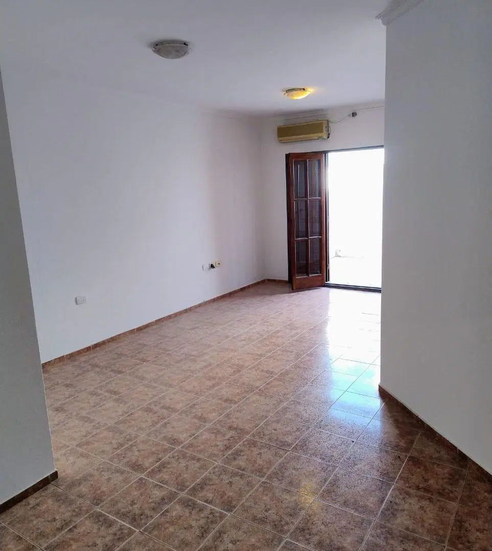 DEPARTAMENTO DE 2 DORMITORIOS BARRIO VILLA CABRERA 2