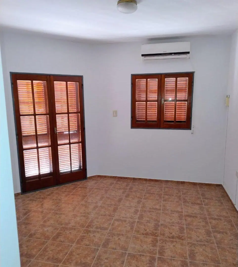 DEPARTAMENTO DE 2 DORMITORIOS BARRIO VILLA CABRERA 5