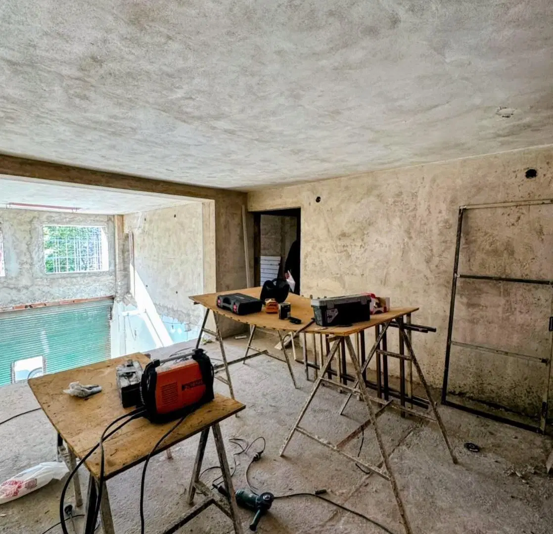 EDIFICIO DE USO COMERCIAL EN ALQUILER 3