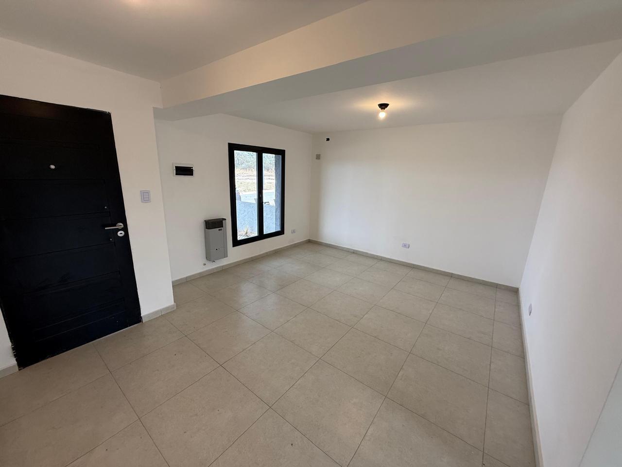 Foto de CASA EN ALQUILER 3 DORMITORIOS DOCTA, imagen 2