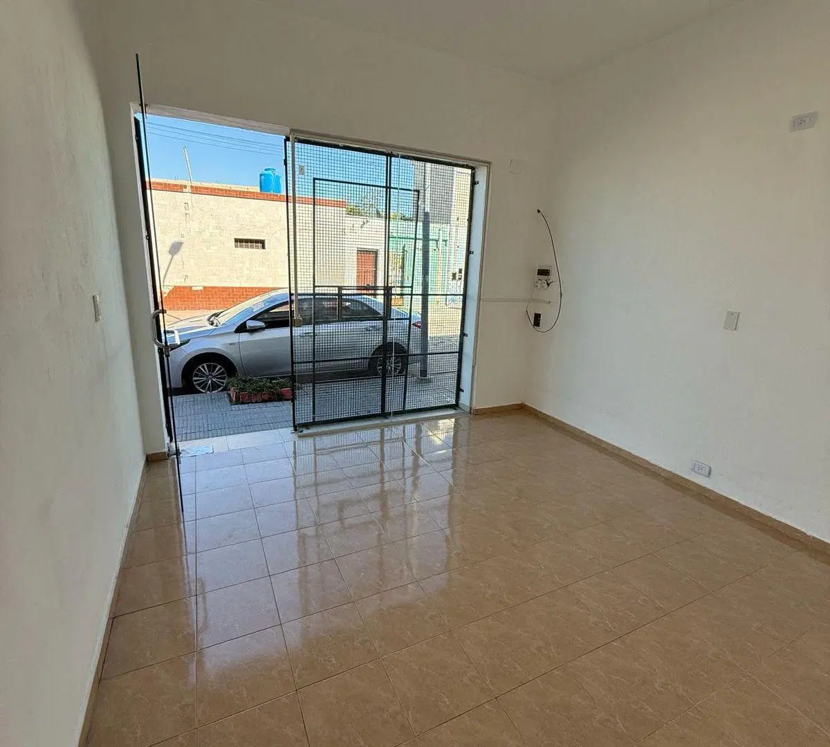 LOCAL COMERCIAL EN ALQUILER BARRIO YOFRE NORTE 2
