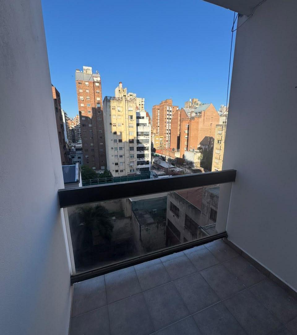 Foto de DEPARTAMENTO A MEDIA CUADRA DEL PATIO OLMOS. 1 DORMITORIO CON BALCÓN, imagen 4