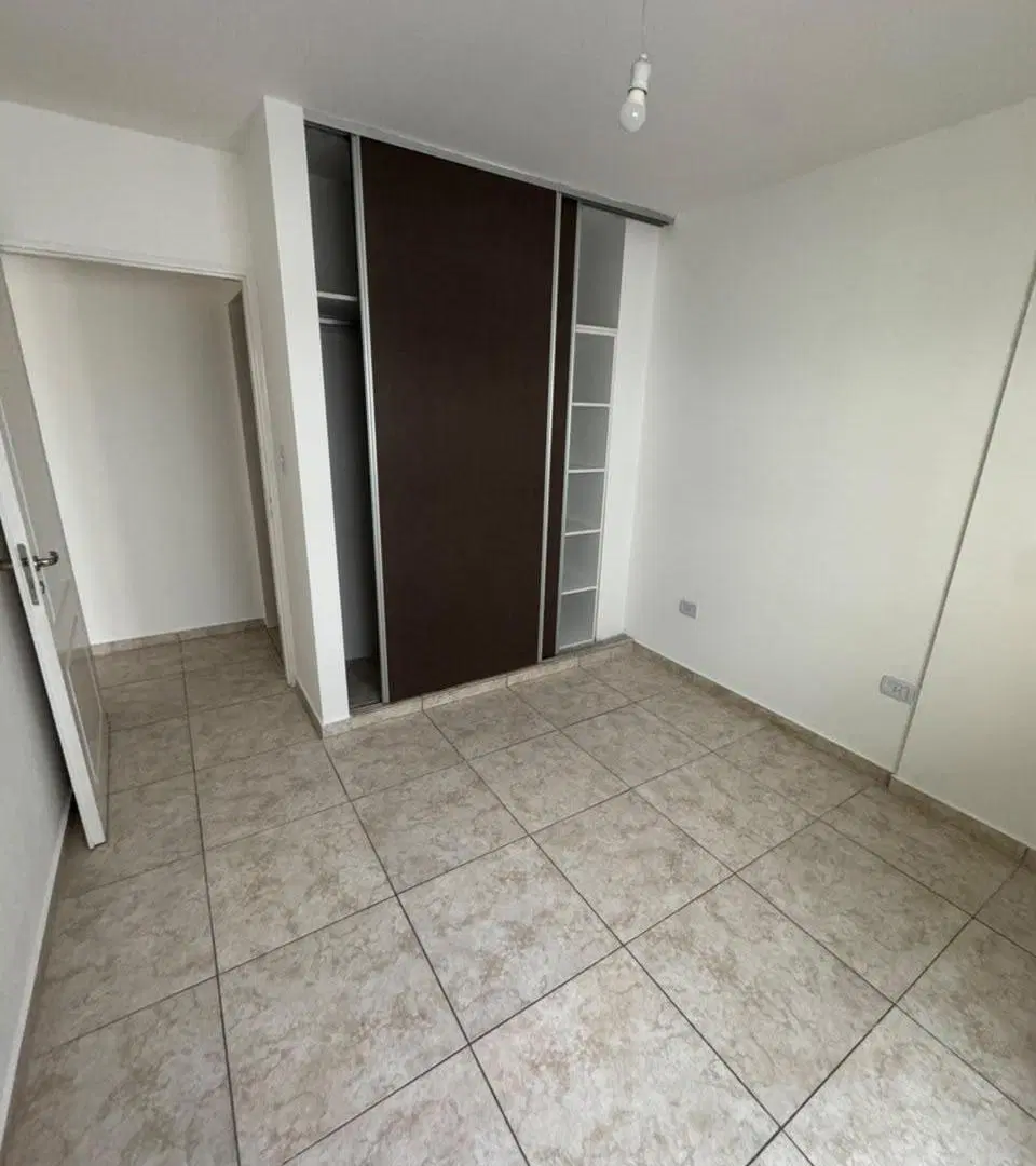 DEPARTAMENTO EN ALQUILER 1 DORMITORIO -- BALCON CON ASADOR -- ALBERDI 3