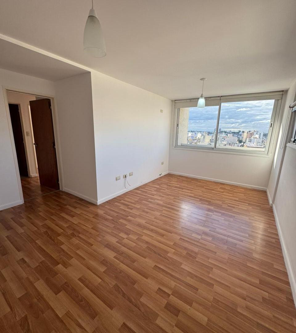 Foto de DEPARTAMENTO DE DOS DORMITORIOS EN ALQUILER-- OPORTINIDAD!!!, imagen 2