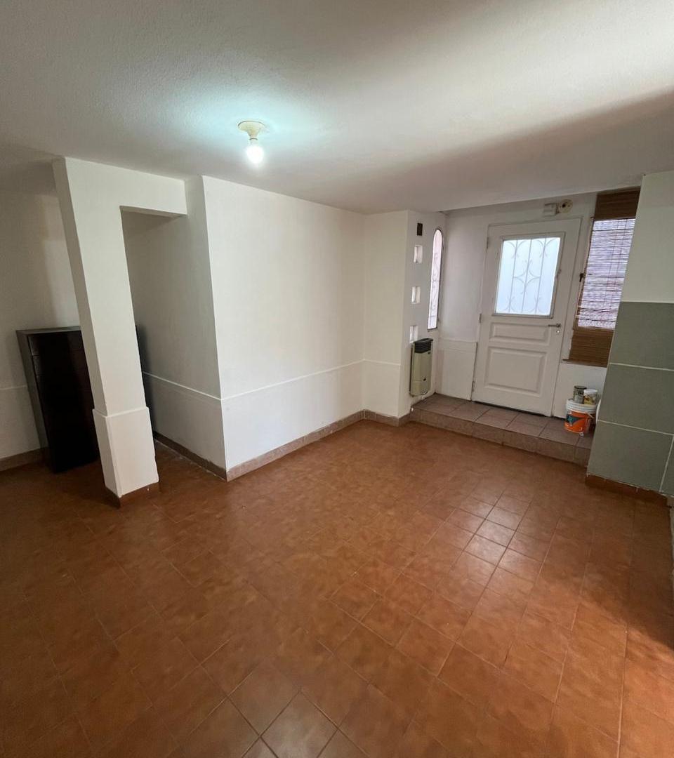 Foto de DEPARTAMENTO DE 1 DORMITORIO EN BARRIO SAN VICENTE, imagen 2