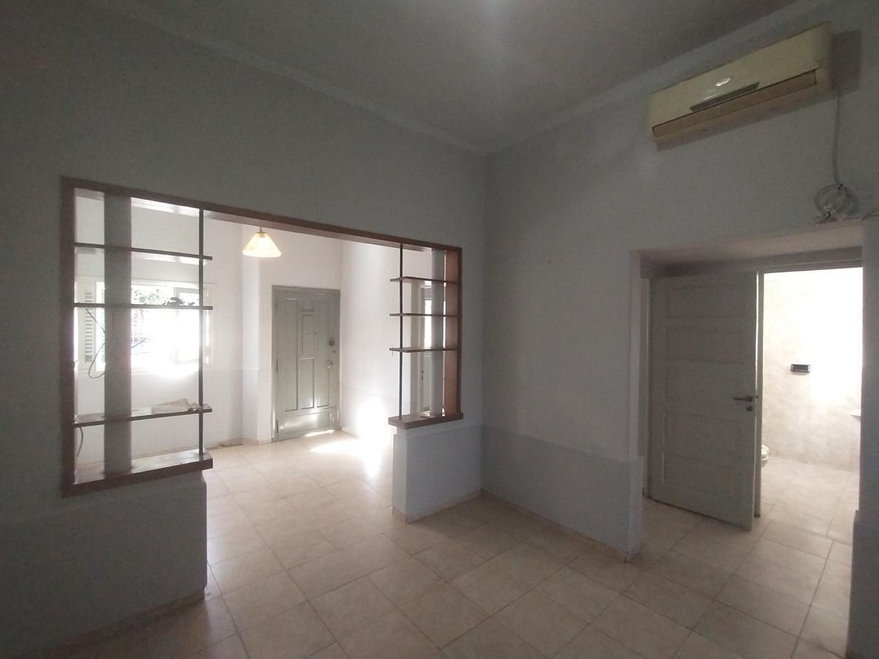 Foto de CASA EN ALQUILER 2 DORMITORIOS CON PATIO-- ALTA CORDOBA., imagen 3