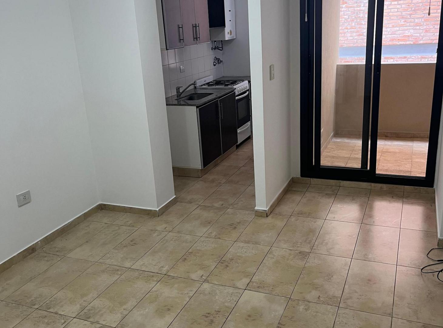 Foto de DEPARTAMENTO EN ALQUILER 2 DORMITORIOS-- BALCÓN--TERRAZA CON ASADOR, imagen 3