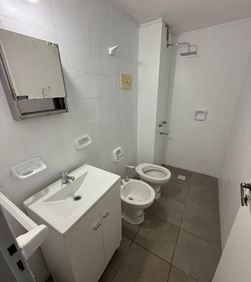 Foto de DEPARTAMENTO DE 1 DORMITORIO BARRIO GUEMES, imagen 5