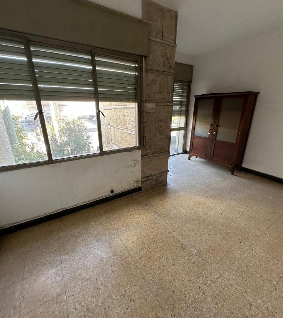 Foto de CASA EN VENTA EXCELENTE OPORTUNIDAD BARRIO GENERAL BUSTOS, imagen 3